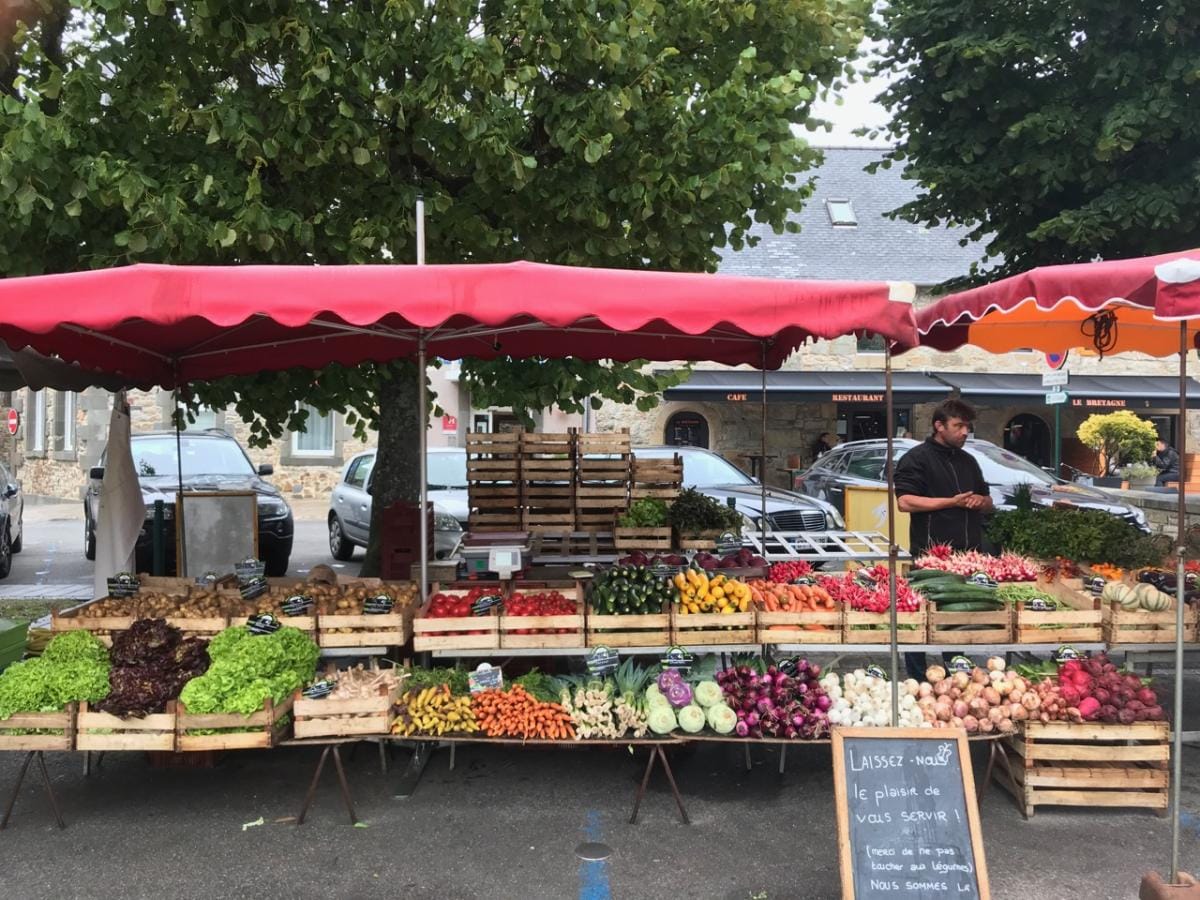 Maraichers Le Breton sur le palce du marché de Crozon